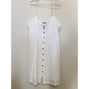 White lace bodycon dress